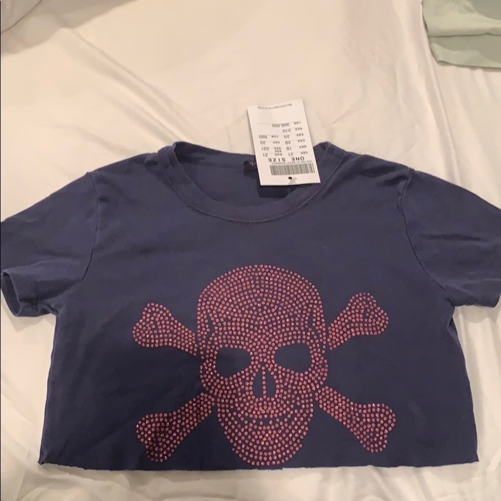 super cropped brandy melville skull tee